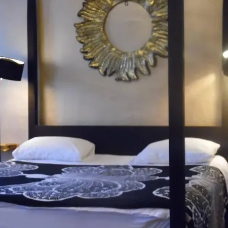 Manoir 4 Etoiles A Avec Piscine Privee Et Cheminee Holiday home *